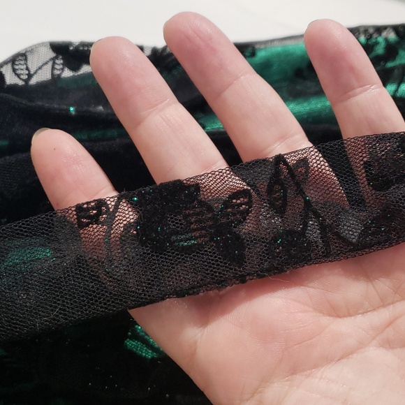 Girl' Elegant Green and Black Holiday Party Dress Size 10 Tulle Petticoat - Picture 10 of 16